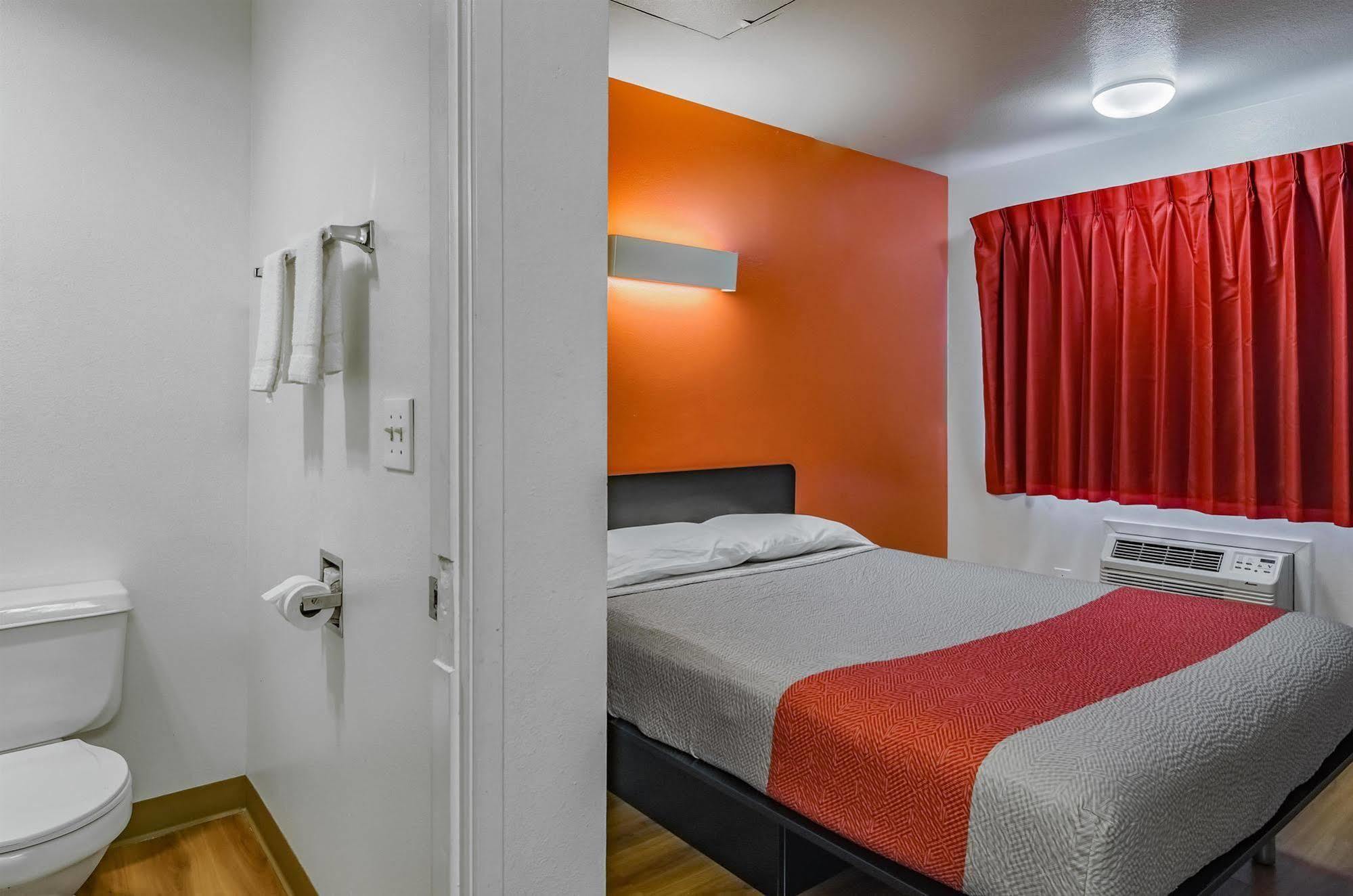 Motel 6-Portland, Or - Gresham Eksteriør billede