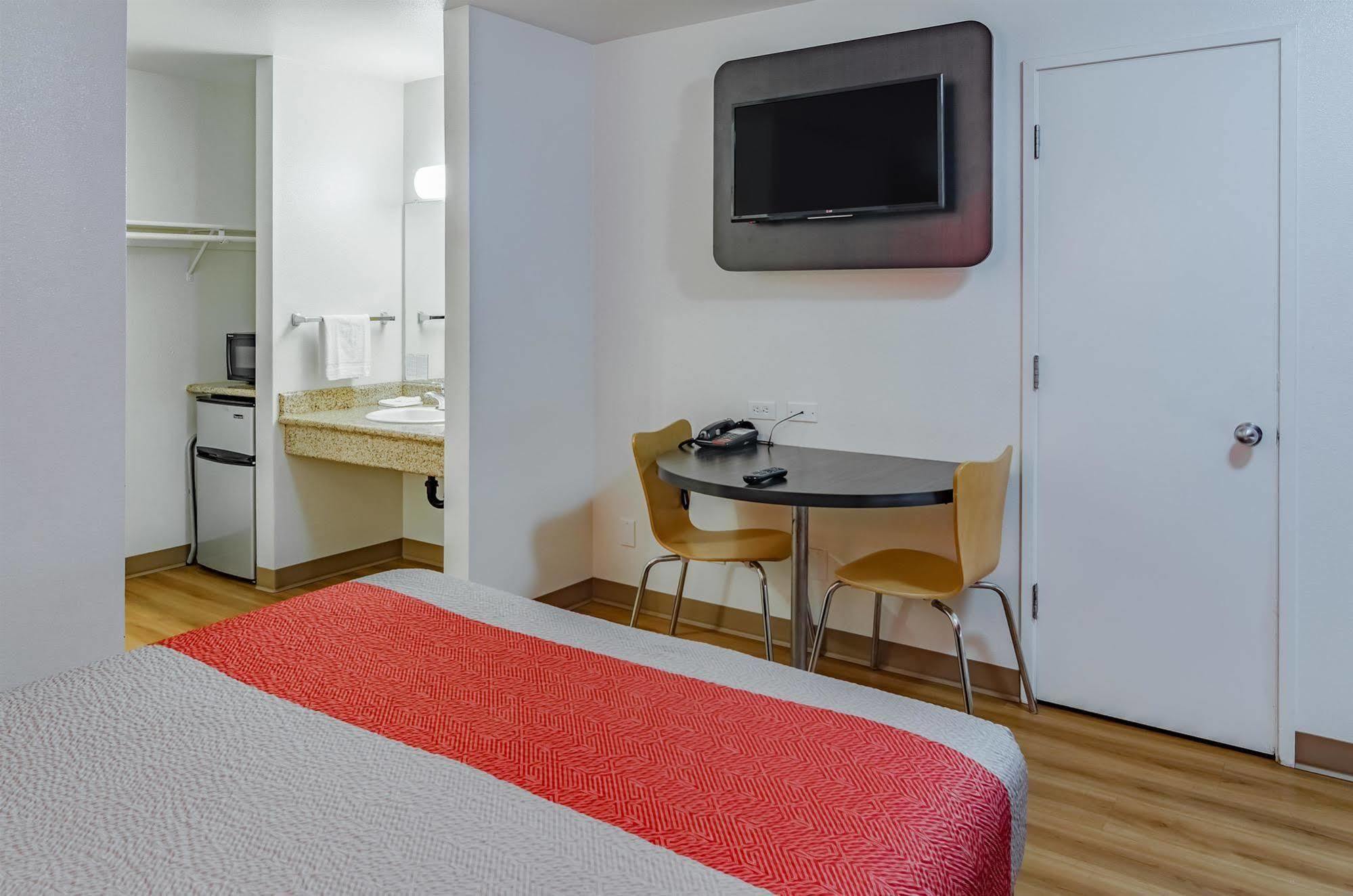 Motel 6-Portland, Or - Gresham Eksteriør billede