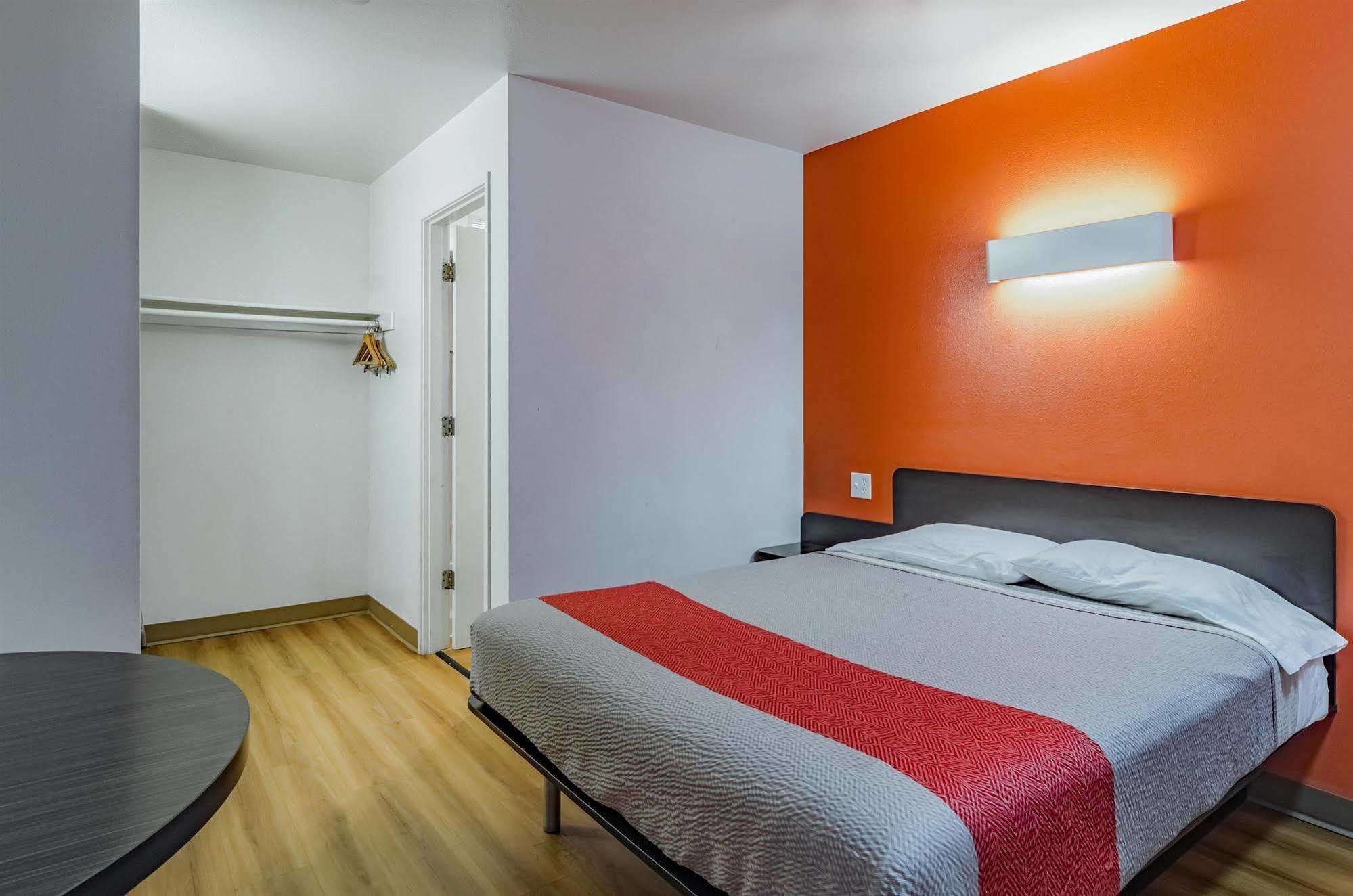 Motel 6-Portland, Or - Gresham Eksteriør billede